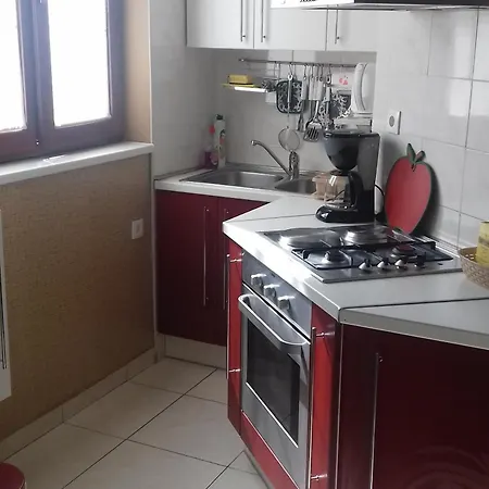 Family Friendly Seaside Preko, Ugljan - 14692 * プレコ