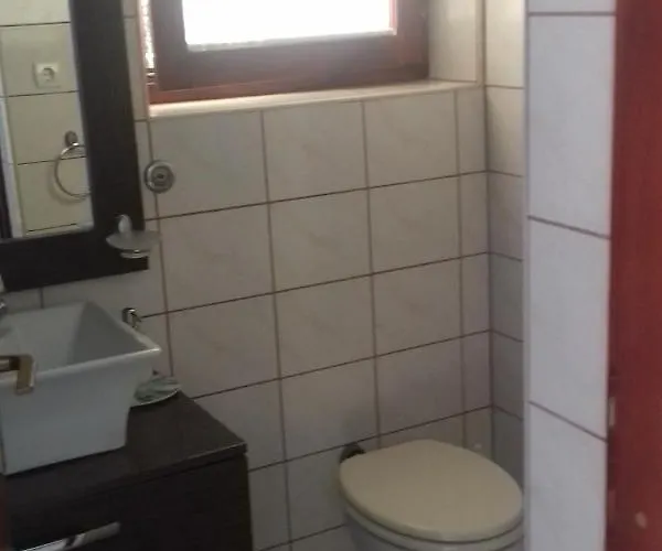 Family Friendly Seaside Preko, Ugljan - 14692
