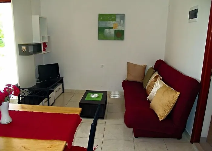 Family Friendly Seaside Preko, Ugljan - 14692